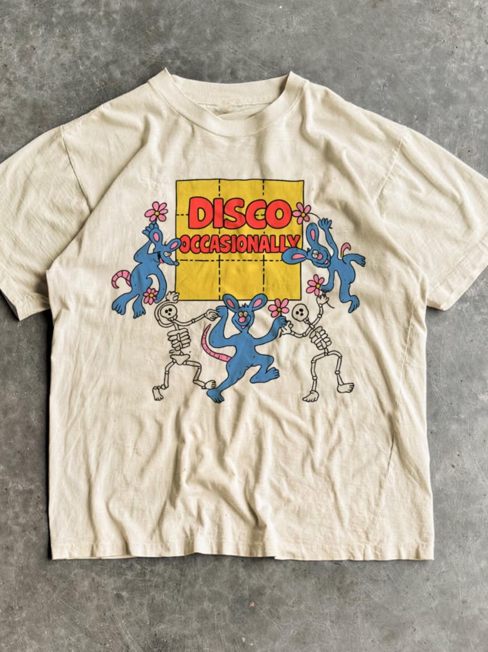 Off White Short-Sleeve "Disco Occasionally" Graphic Tee